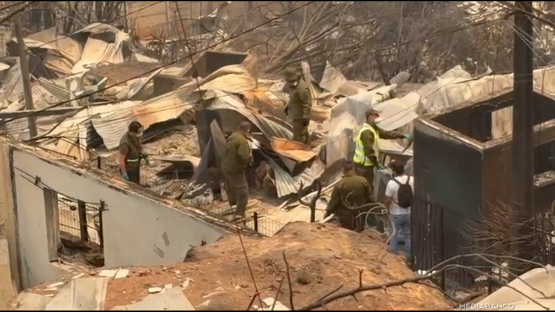 Ayudemos a los damnificados